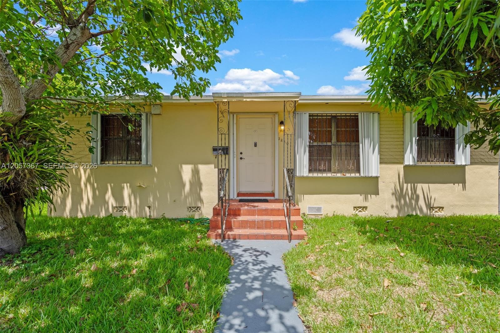 3220 E 8th Ave, Hialeah, FL 33013