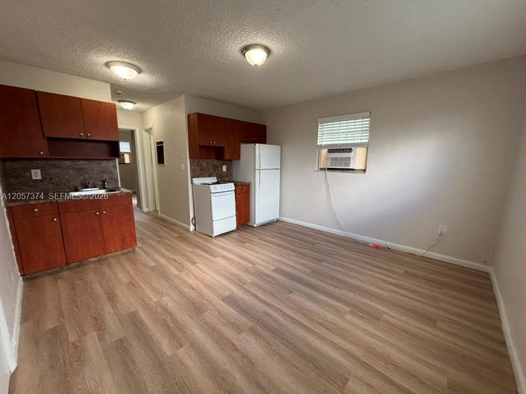 14140 NW 24th Ct # 104, Opa-Locka, FL 33054 — zdjęcie 3