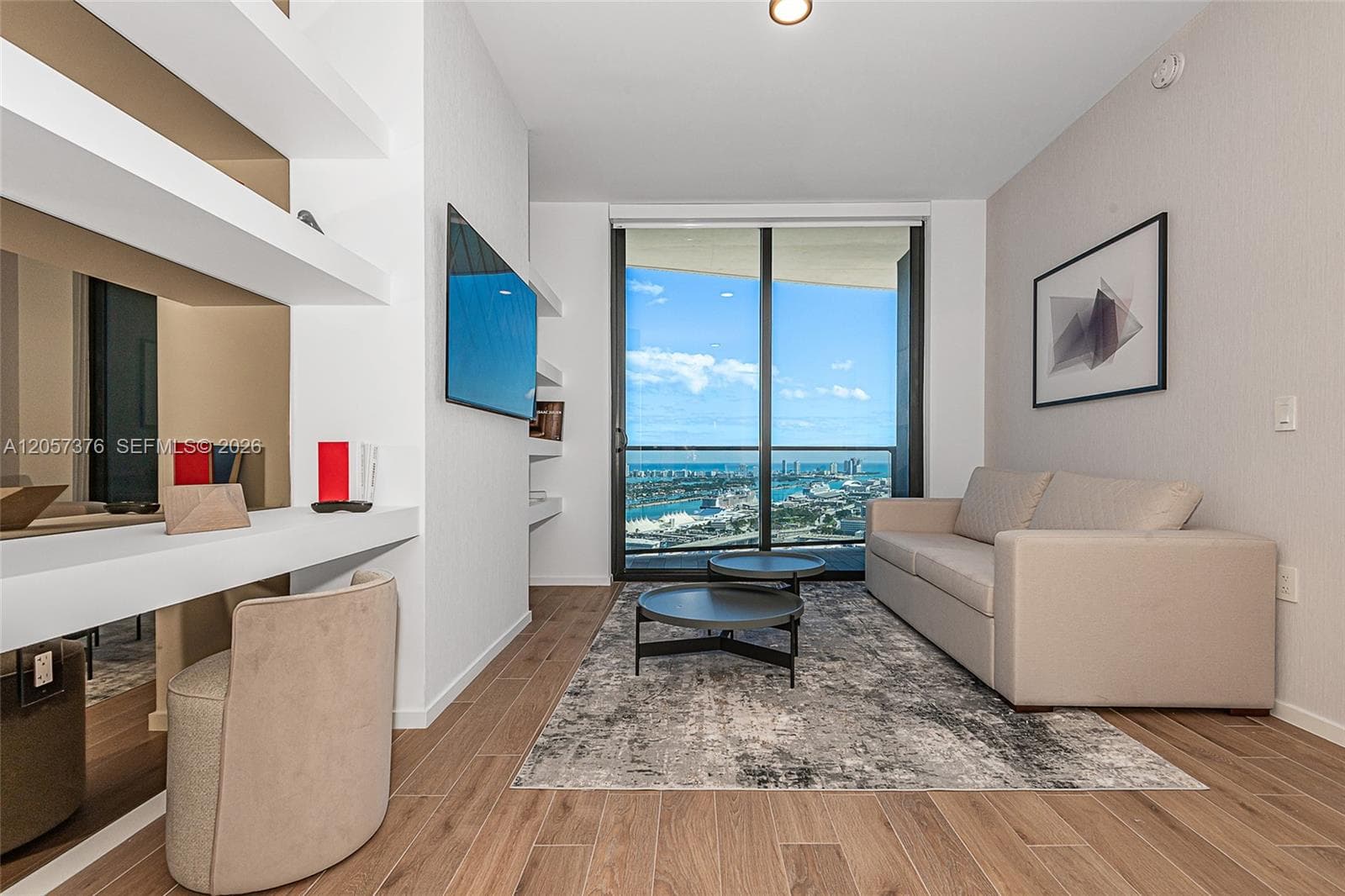 398 NE 5th St # 3711, Miami, FL 33132 — zdjęcie 2
