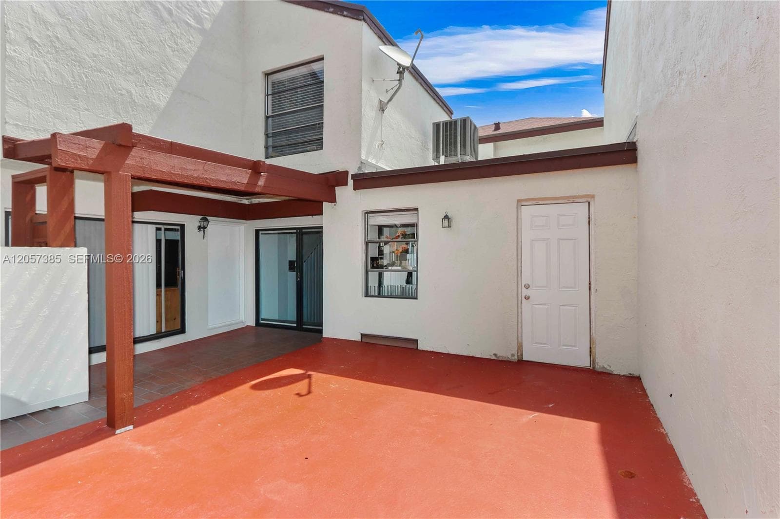 443 NW 97th Pl # 443, Miami, FL 33172 — zdjęcie 2