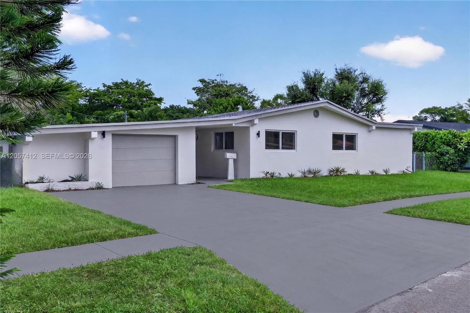 5715 Jackson St, Hollywood, FL 33023 — zdjęcie 4