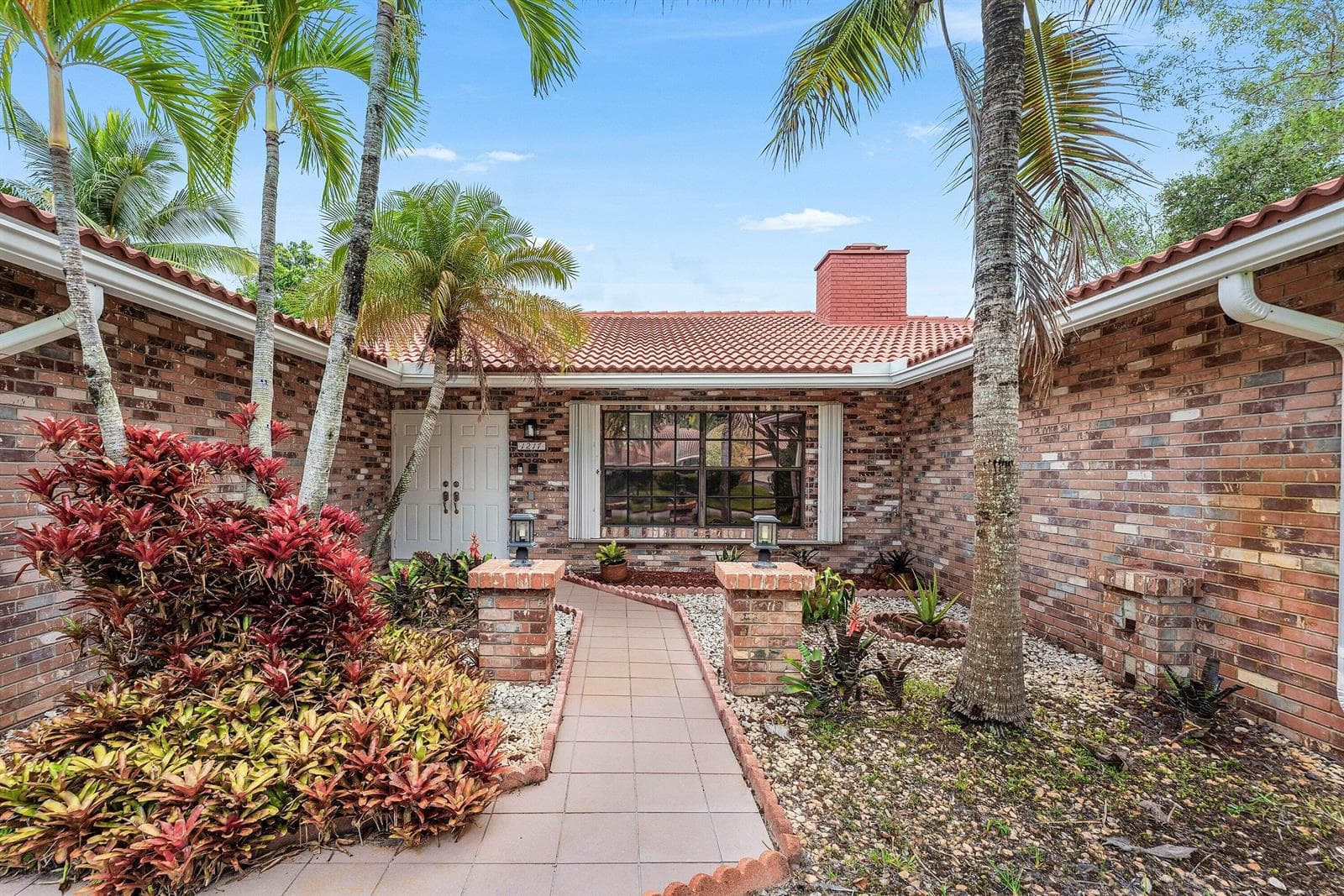 1217 NW 111TH Way, Coral Springs, FL 33071 — zdjęcie 2