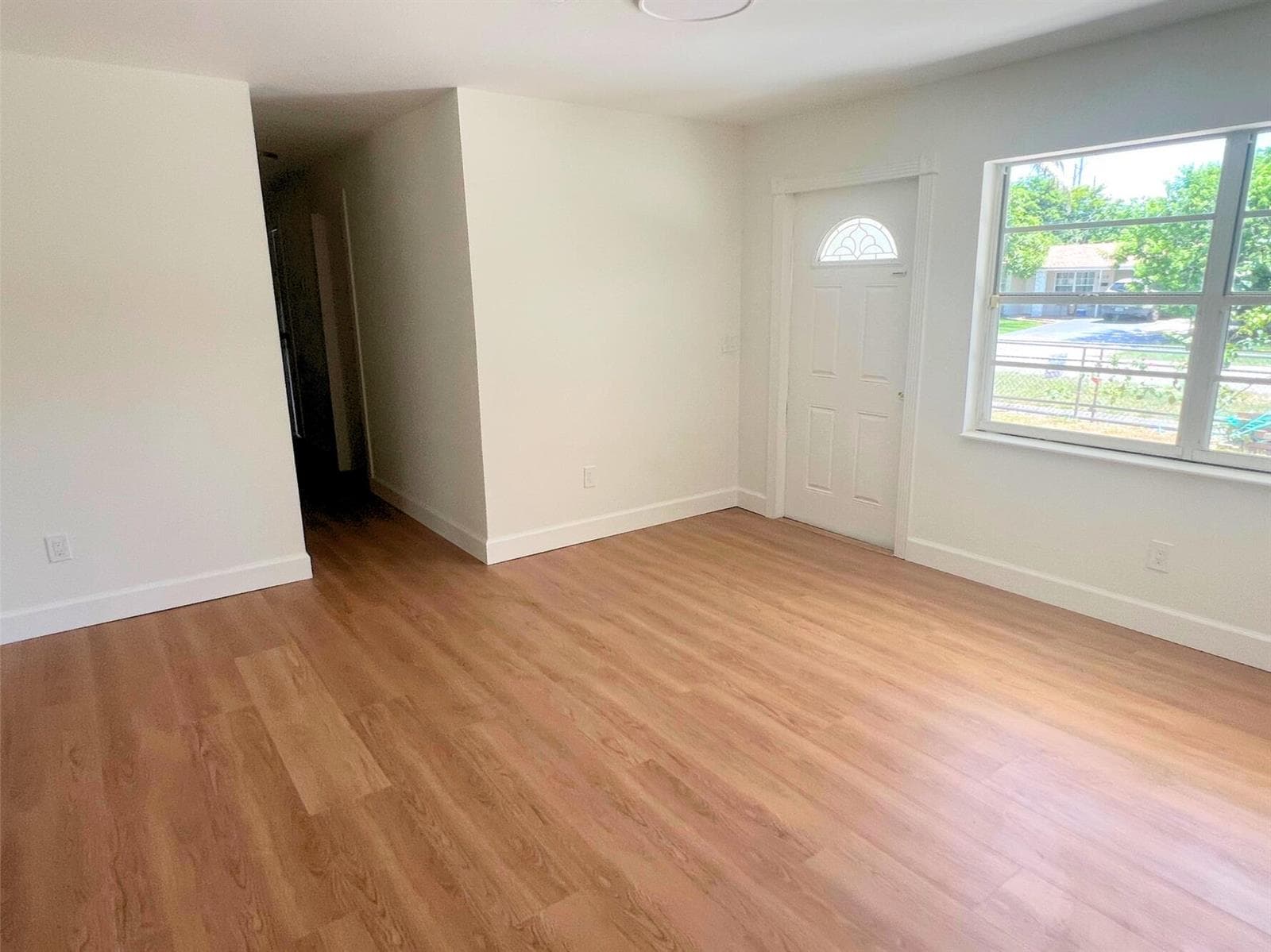4787 TORTUGA Drive, West Palm Beach, FL 33407 — zdjęcie 3