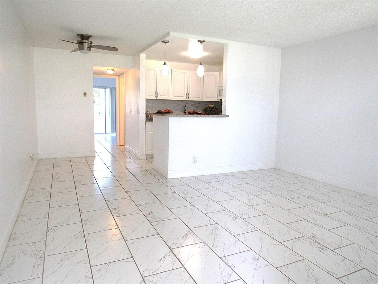 76 CAMBRIDGE D, West Palm Beach, FL 33417 — zdjęcie 2