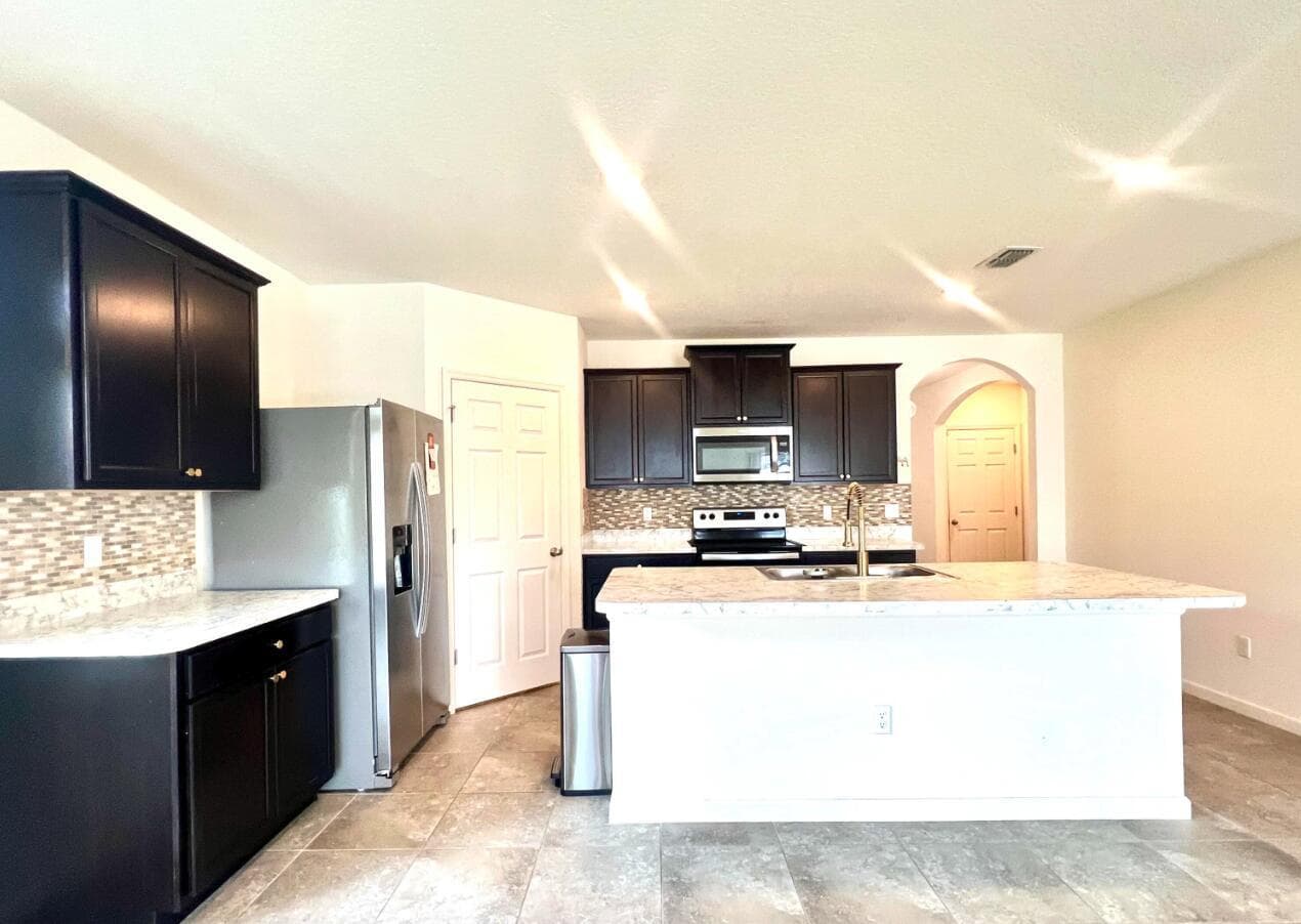 341 SW Ridgecrest Drive, Port St. Lucie, FL 34953 — zdjęcie 5