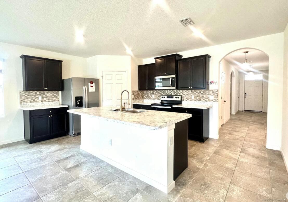 341 SW Ridgecrest Drive, Port St. Lucie, FL 34953 — zdjęcie 4