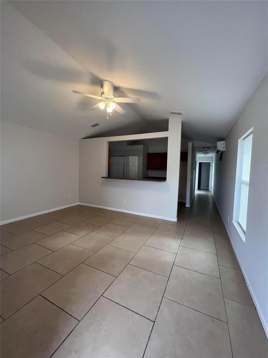 8444 SE DATE Street, Hobe Sound, FL 33455 — zdjęcie 3