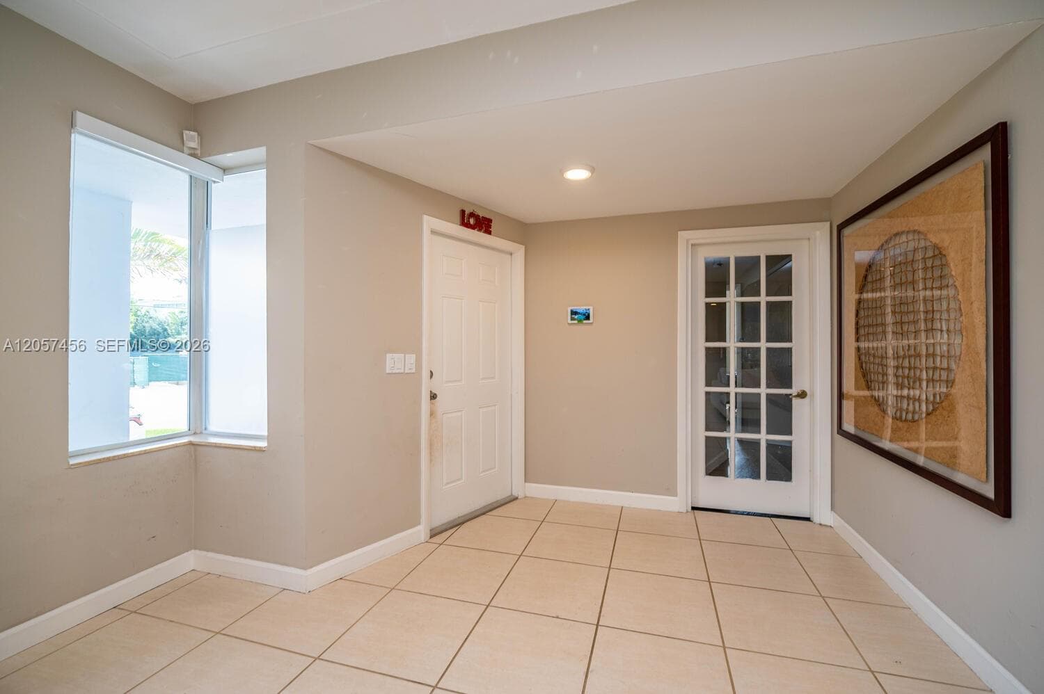9520 E Broadview Dr, Bay Harbor Islands, FL 33154 — zdjęcie 4