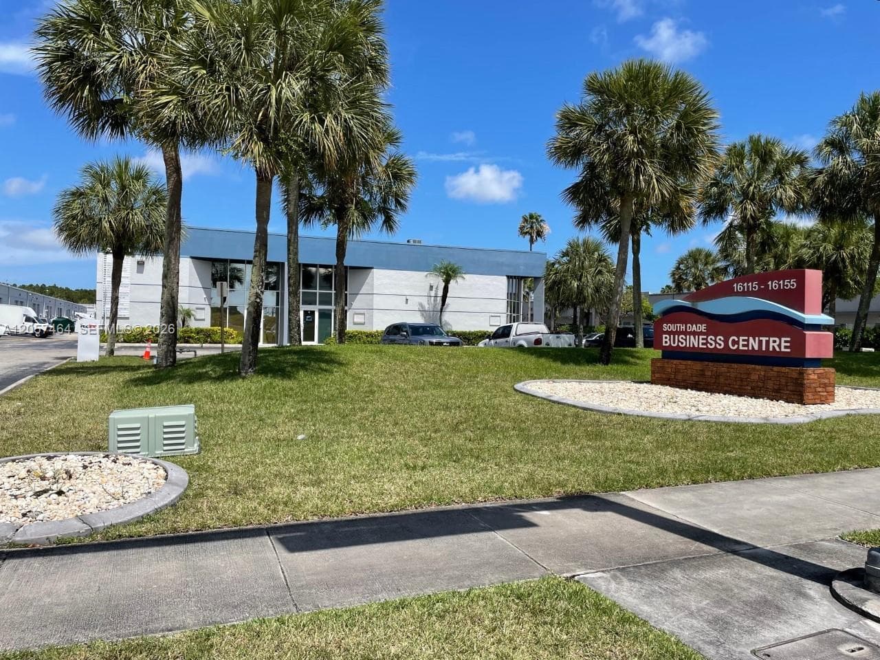 16155 SW 117th Ave # B1 and B2, Miami, FL 33177 — zdjęcie 2