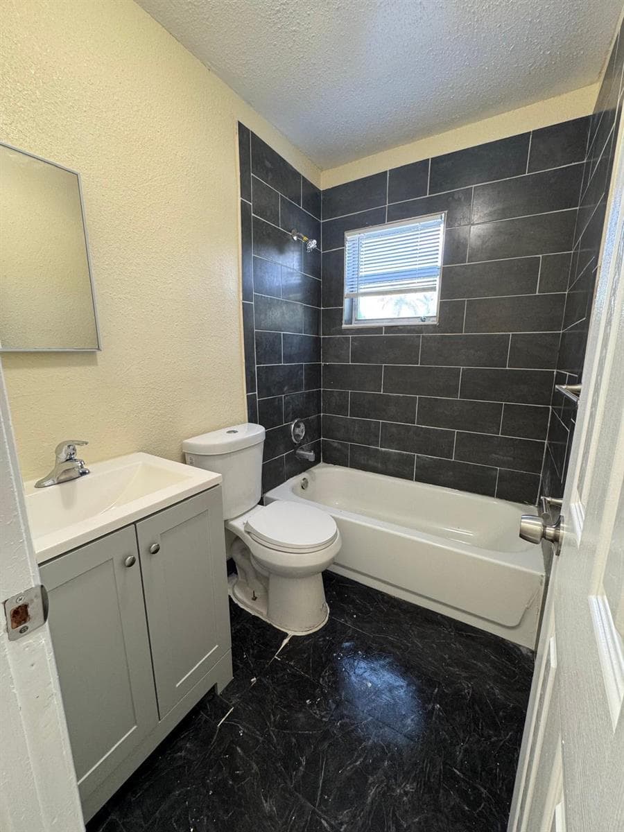 200 NW 14TH Street # 5, Pompano Beach, FL 33060 — zdjęcie 3