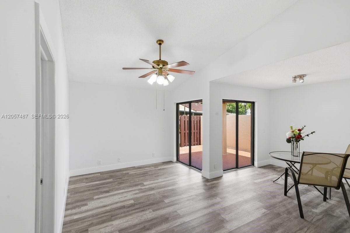 6473 NW 170th Ln, Hialeah, FL 33015 — zdjęcie 4