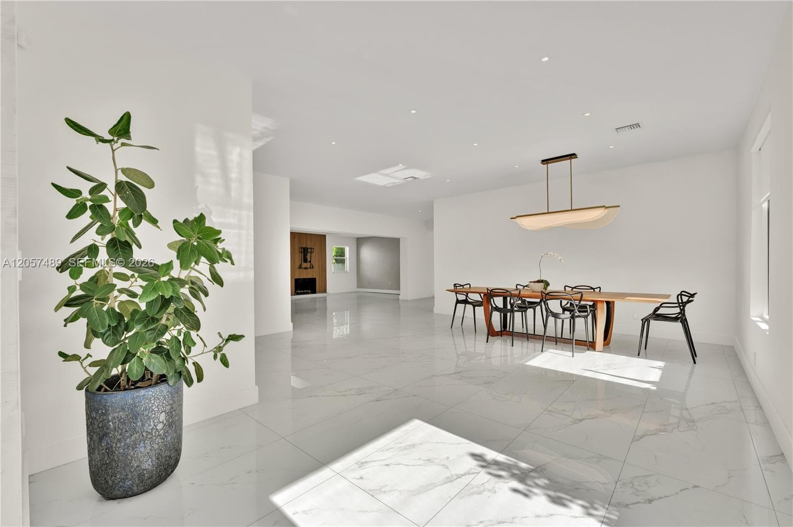1777 Daytonia Rd, Miami Beach, FL 33141 — zdjęcie 3