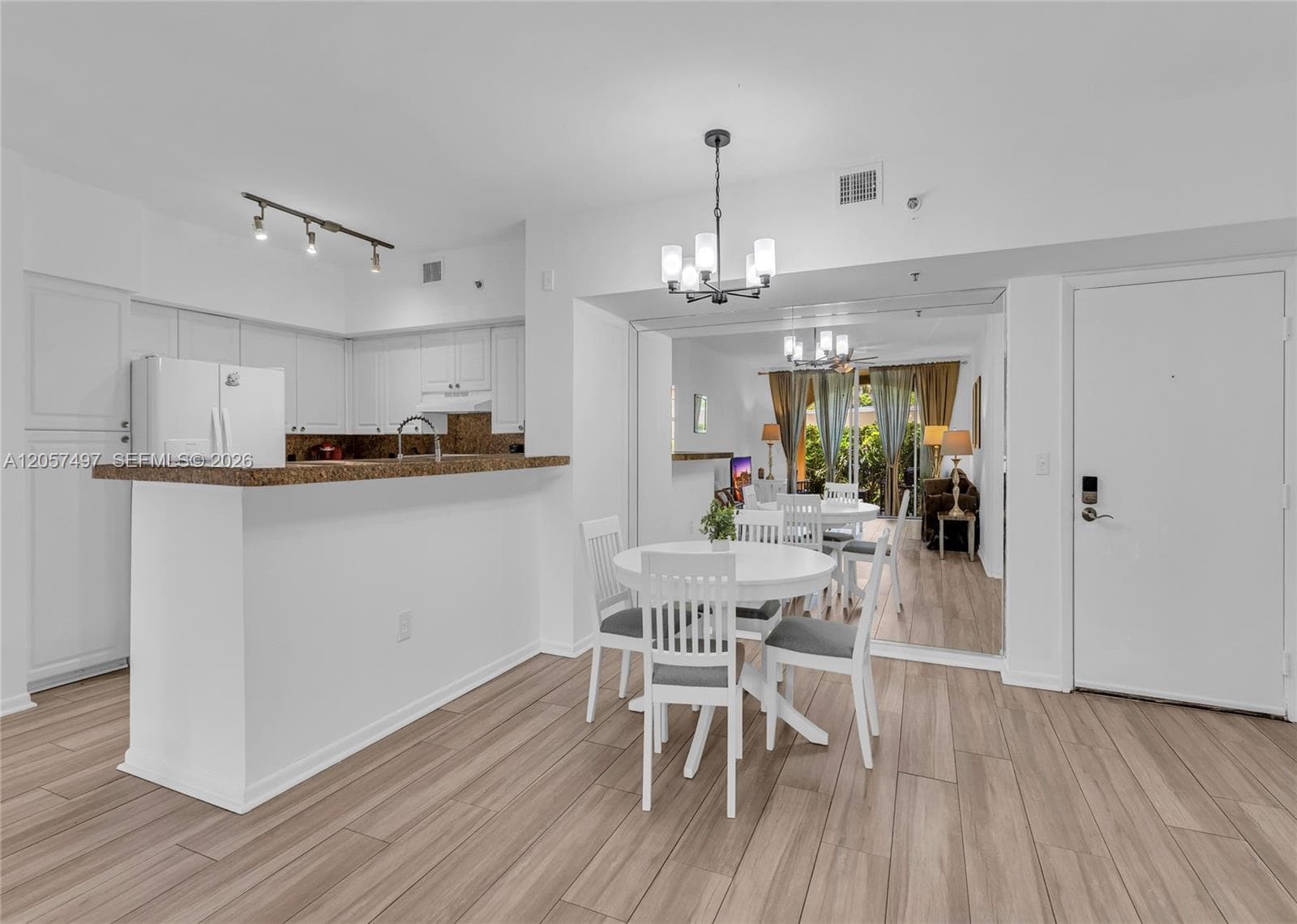 19501 E Country Club Dr # 9101, Aventura, FL 33180 — zdjęcie 2