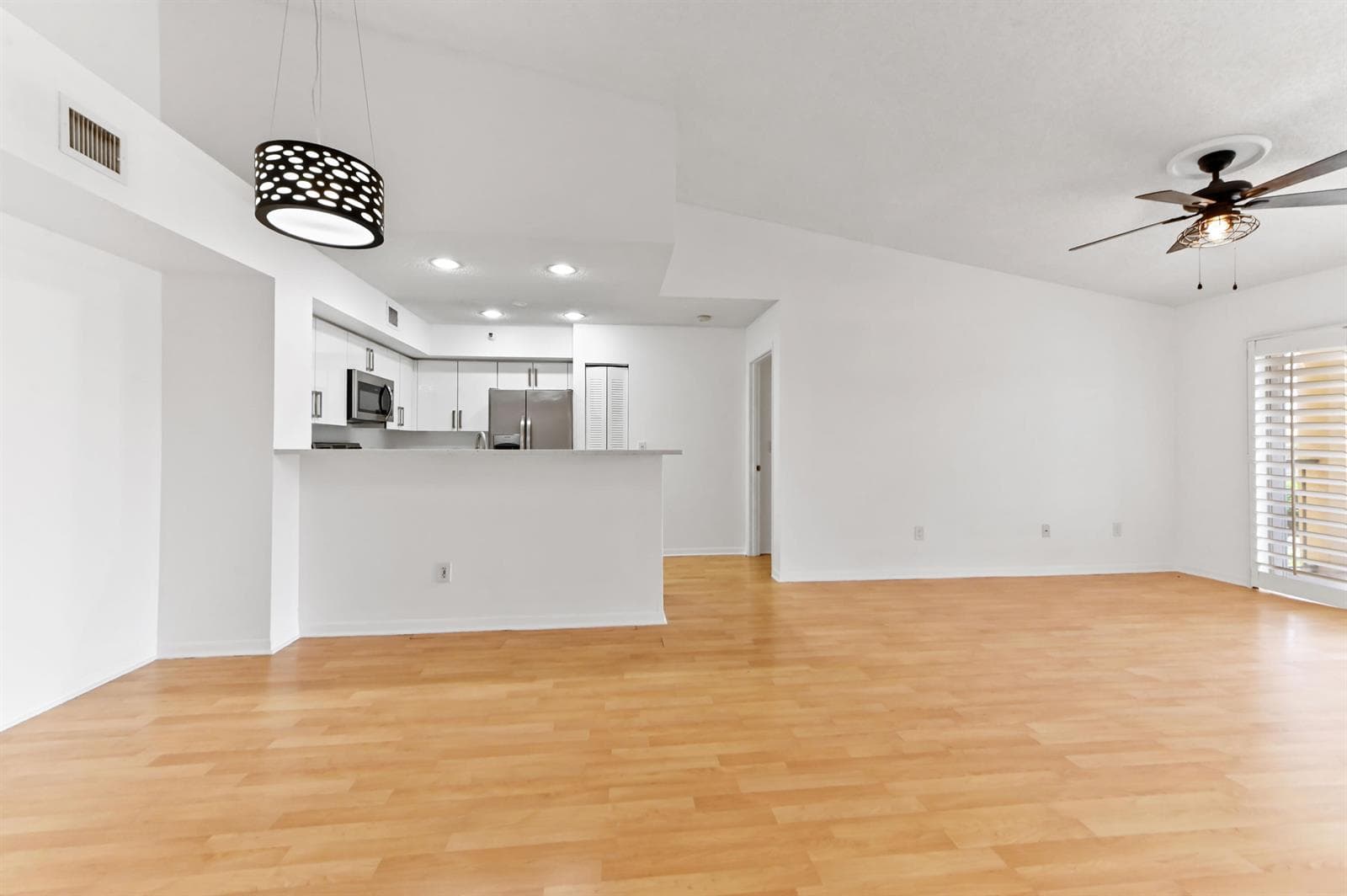 140 Yacht Club Way # 307, Hypoluxo, FL 33462 — zdjęcie 2