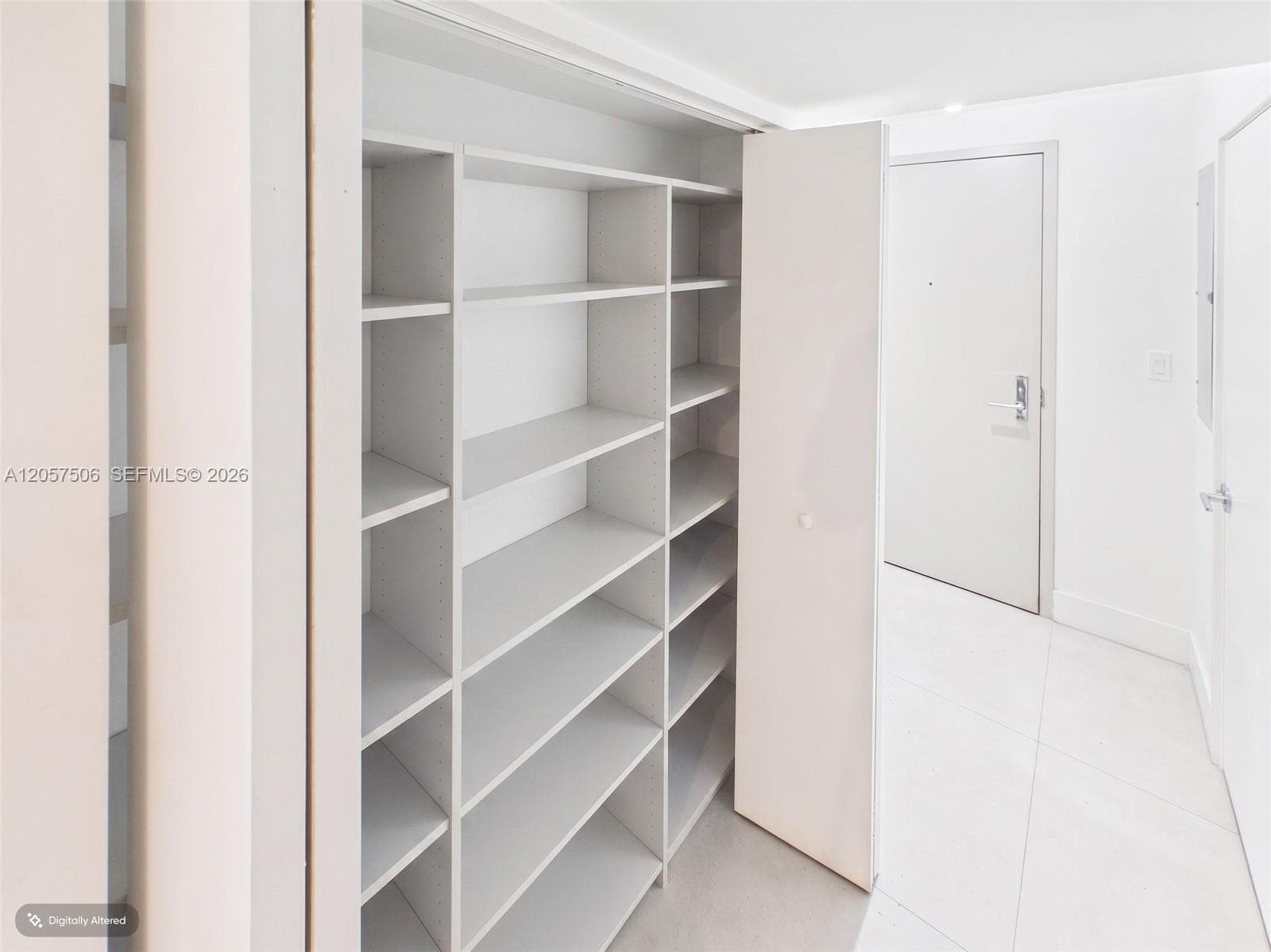 488 NE 18th St # 203, Miami, FL 33132 — zdjęcie 4