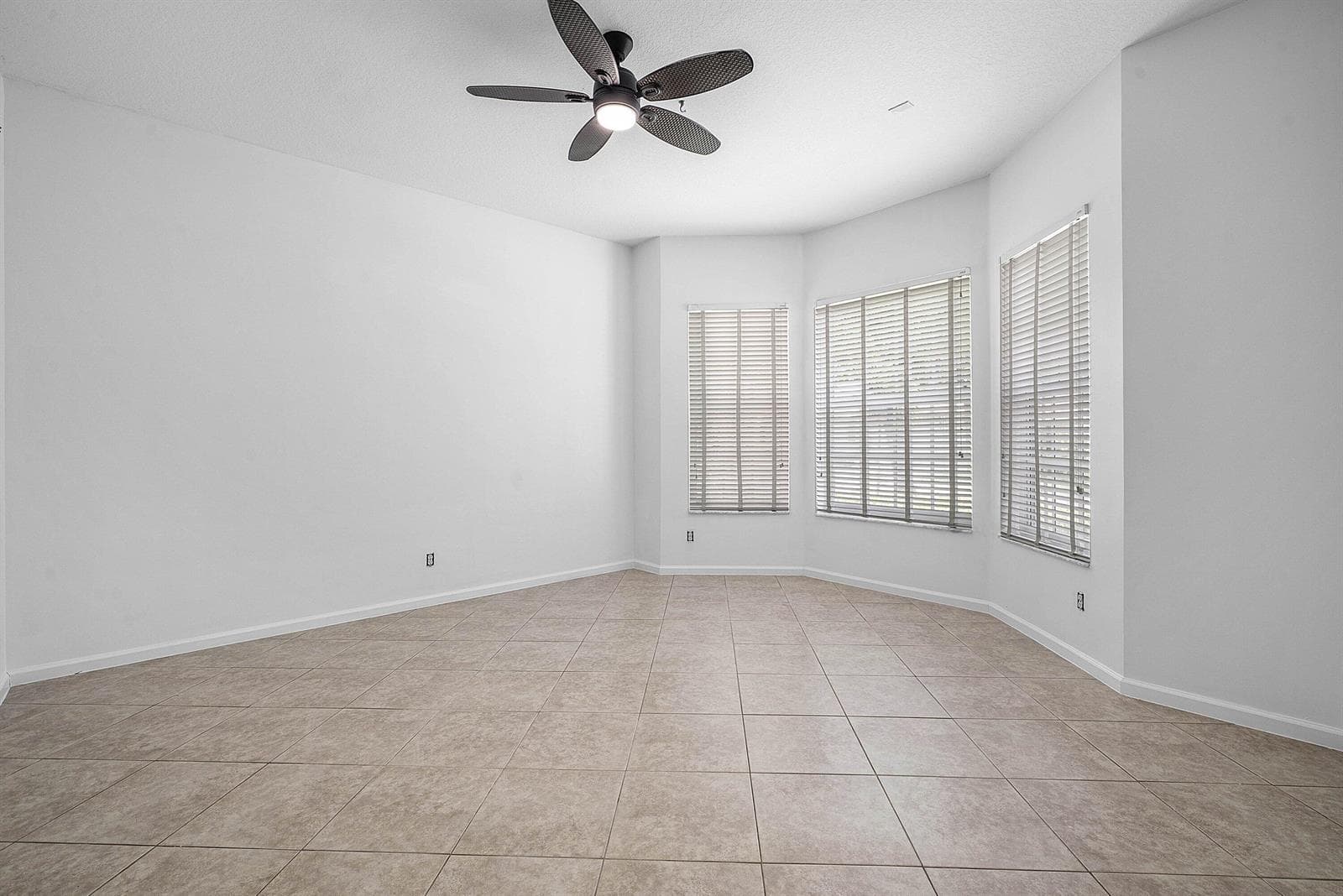 9058 SEDGEWOOD Drive, Lake Worth, FL 33467 — zdjęcie 5
