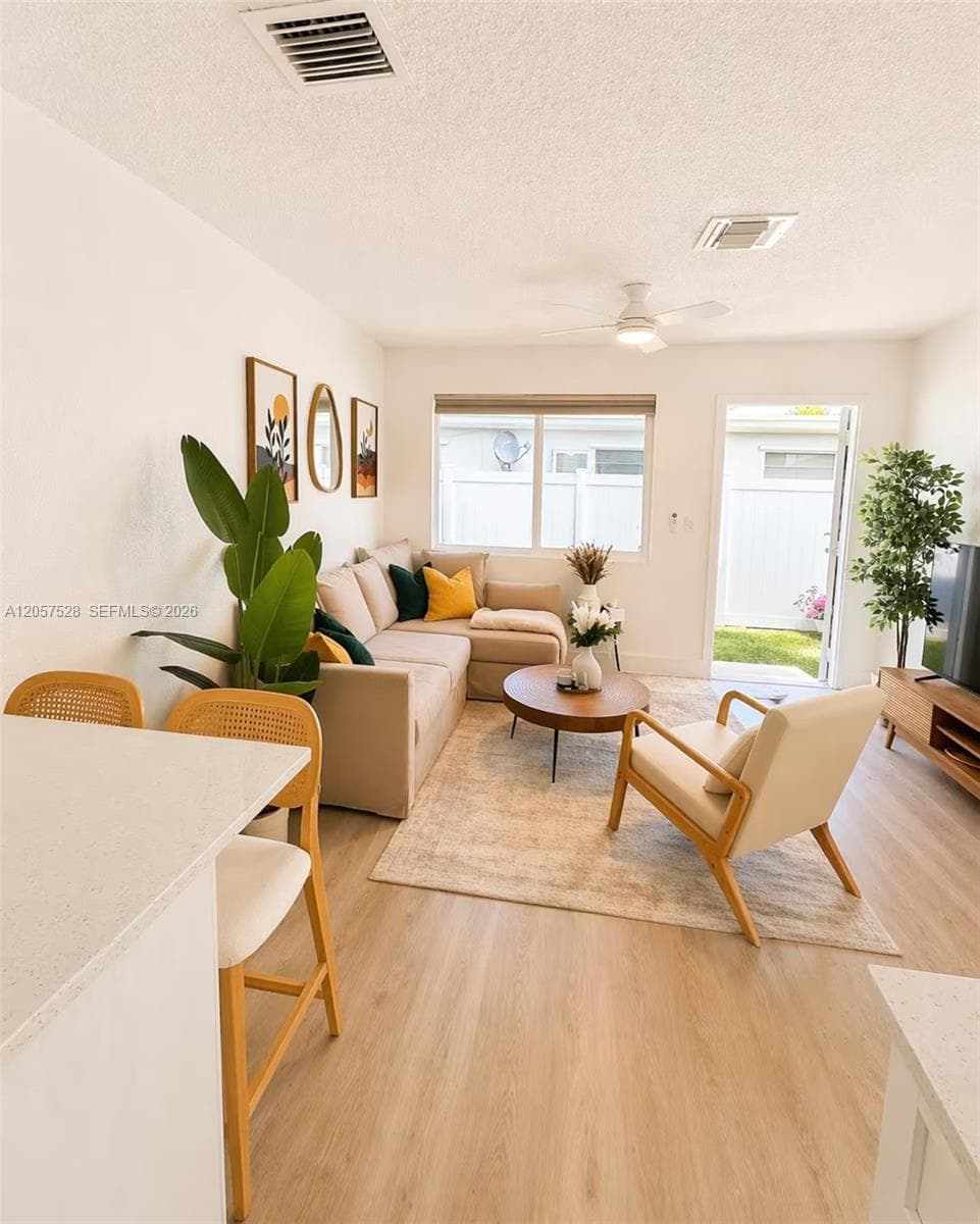 5712 Mayo St # 2, Hollywood, FL 33023