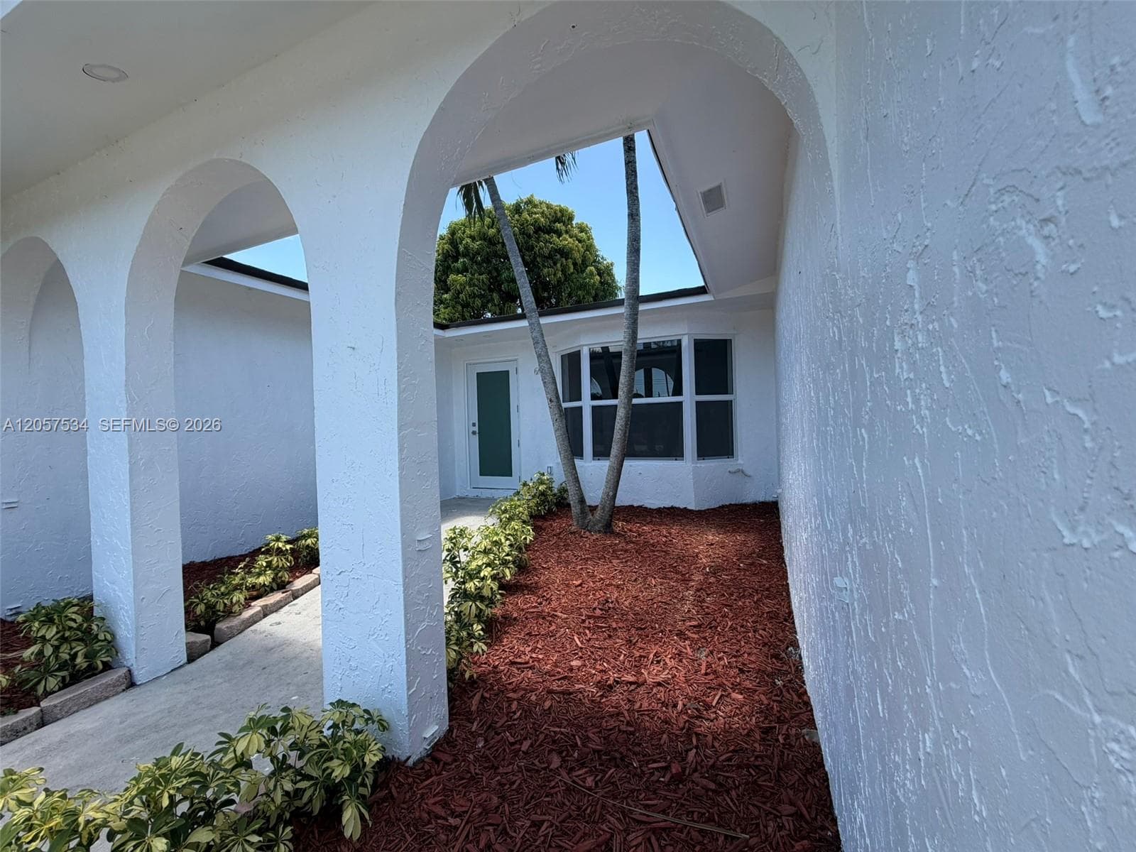 2210 NW 93rd Ave, Pembroke Pines, FL 33024 — zdjęcie 4