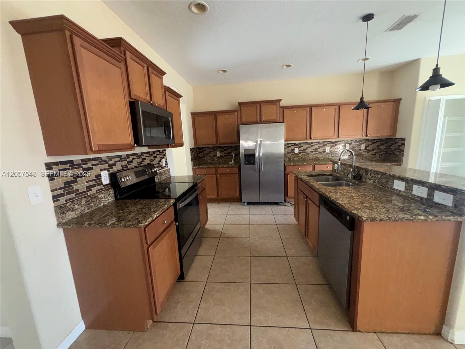 2579 Carrickton Circle, Other City - In The State Of Florida, FL 32824 — zdjęcie 3