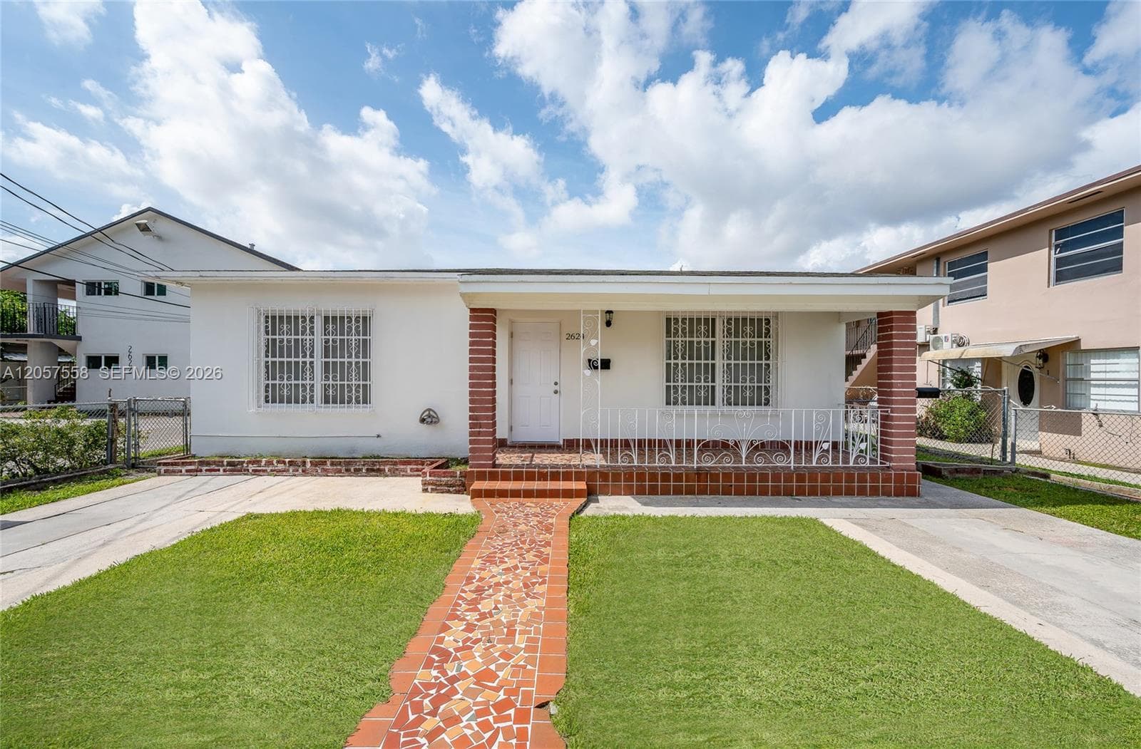 2624 NW 24th St, Miami, FL 33142 — zdjęcie 2
