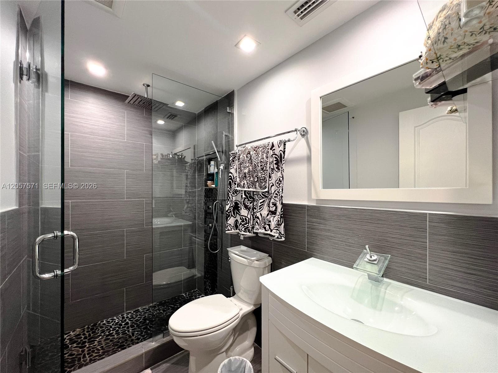 1408 Brickell Bay Dr # 212, Miami, FL 33131 — zdjęcie 2