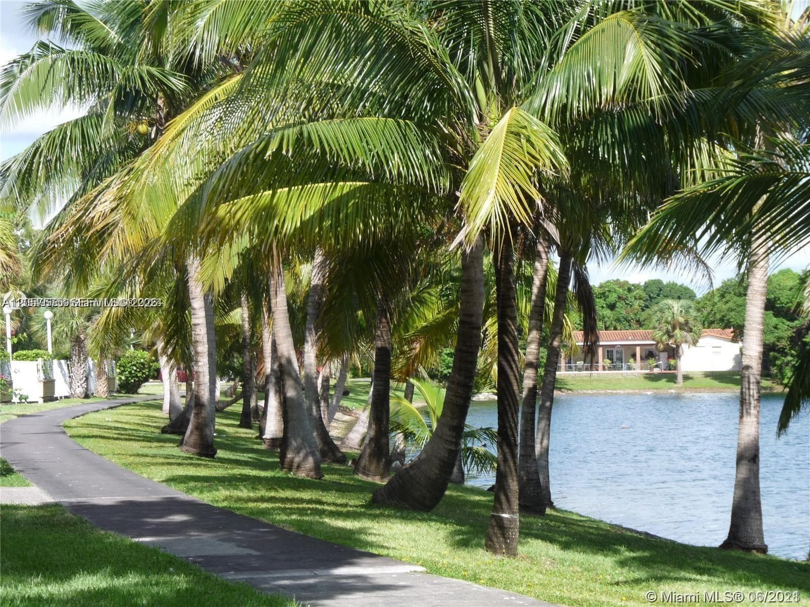 14221 N Kendall Dr # 110C, Miami, FL 33186 — zdjęcie 2