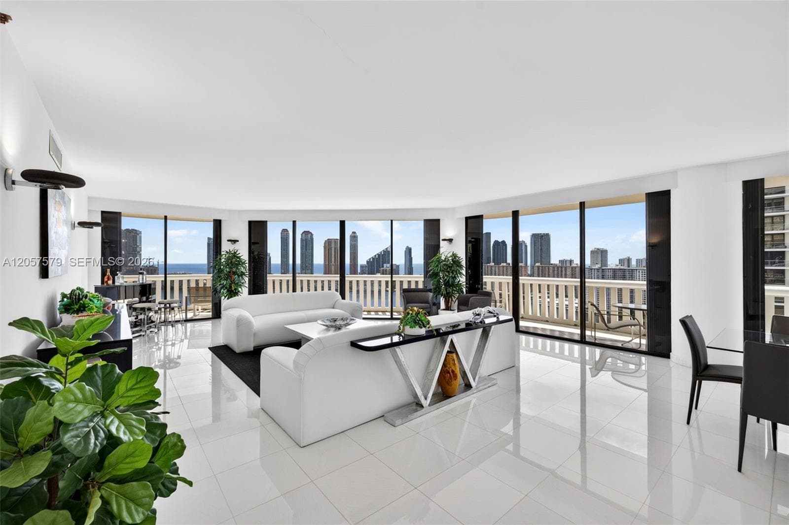 3000 Island Blvd # 2506, Aventura, FL 33160 — zdjęcie 2