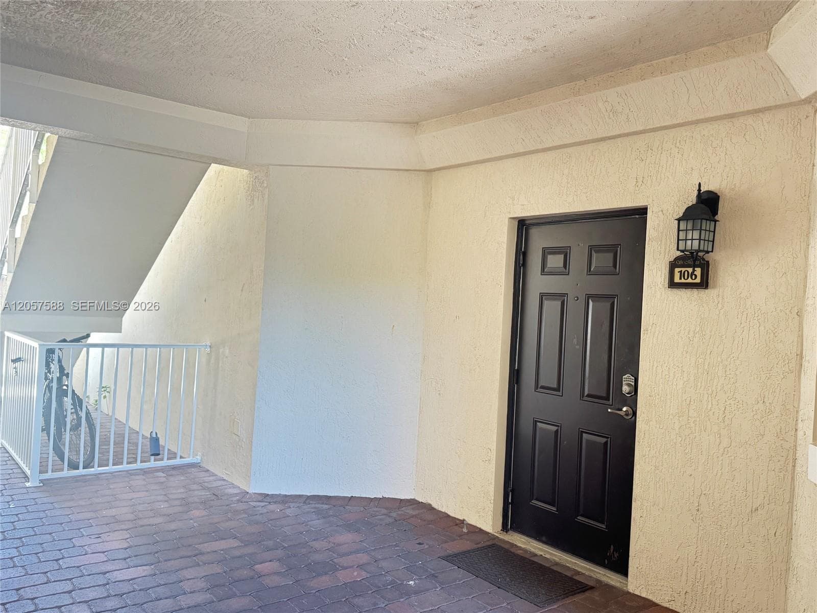 11601 NW 89 St # 106, Doral, FL 33178 — zdjęcie 2