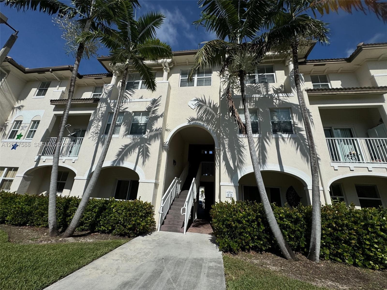 11601 NW 89 St # 106, Doral, FL 33178