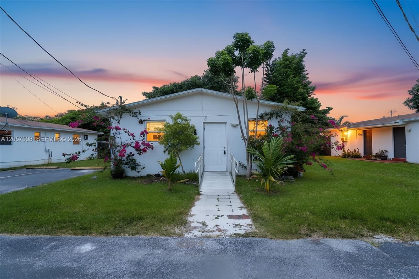 577 NW 90th St # 6, El Portal, FL 33150 — zdjęcie 2