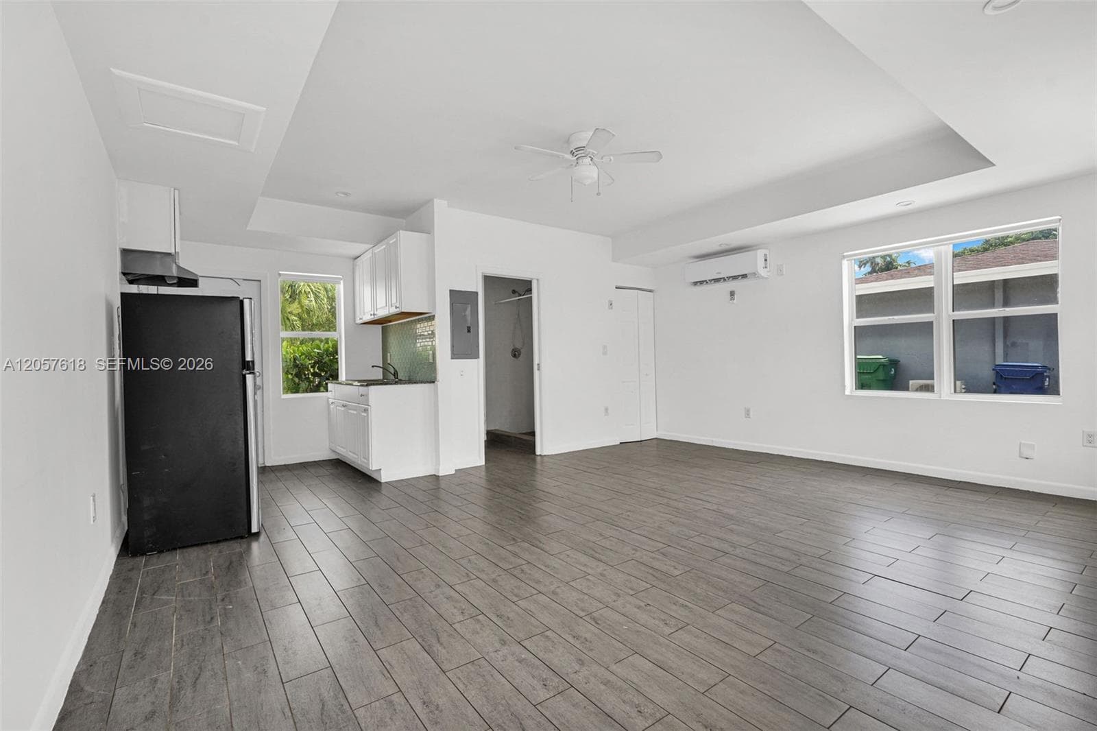 529 NW 88th St # 1, El Portal, FL 33150 — zdjęcie 2
