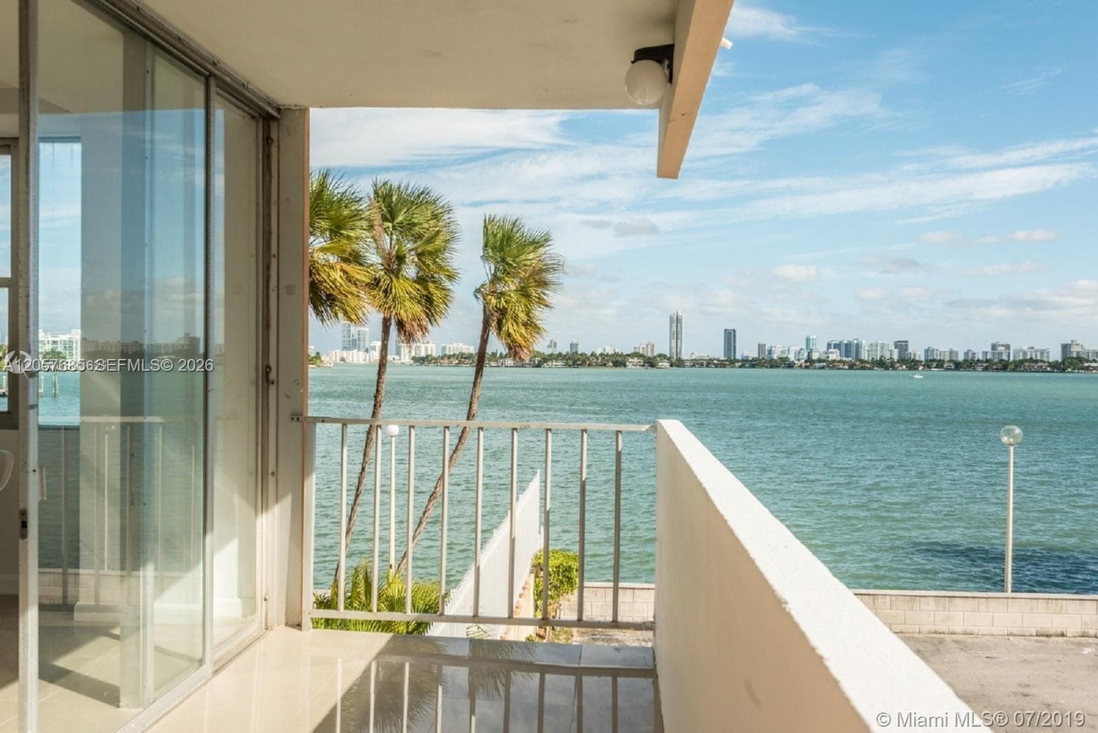 7545 E Treasure Dr # 2H, North Bay Village, FL 33141 — zdjęcie 4