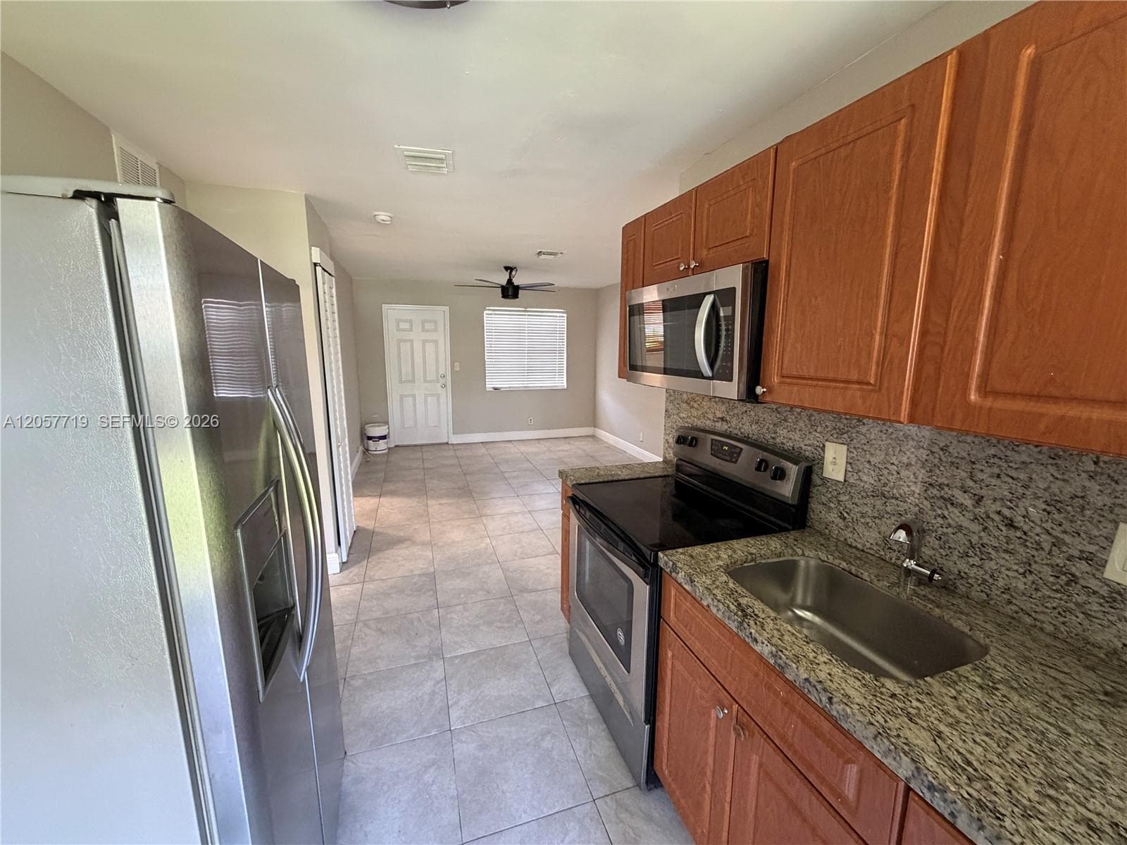 4680 SW 33rd Ave # 2, Dania Beach, FL 33312 — zdjęcie 2