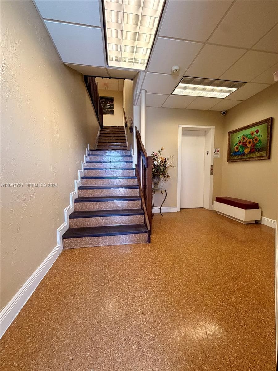 344 W 65th St # 204, Hialeah, FL 33012 — zdjęcie 5