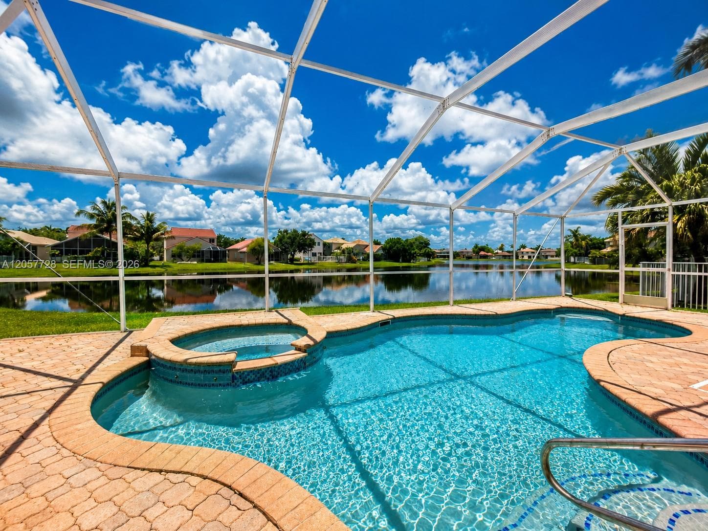 1041 Cedar Falls Dr, Weston, FL 33327 — zdjęcie 2