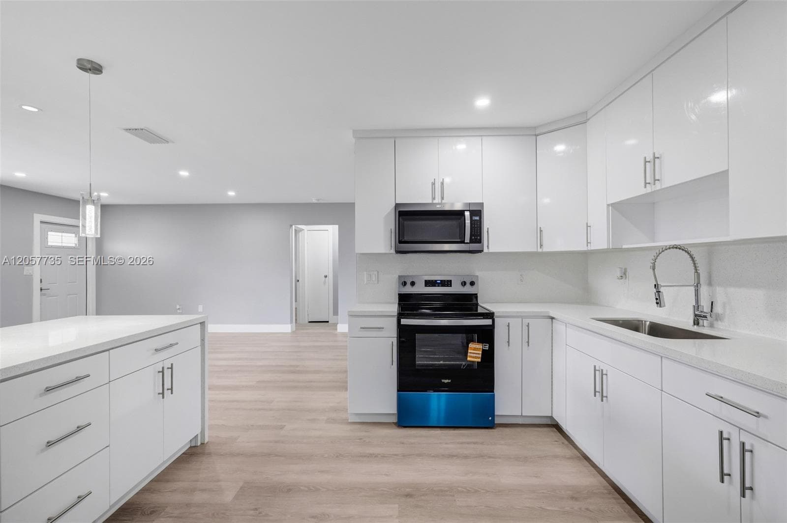 6420 NW 26th St, Sunrise, FL 33313 — zdjęcie 3
