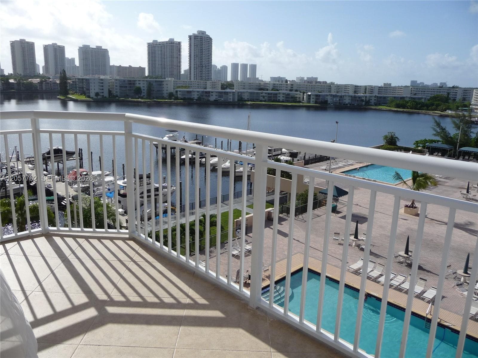 18071 Biscayne Blvd # 603, Aventura, FL 33160