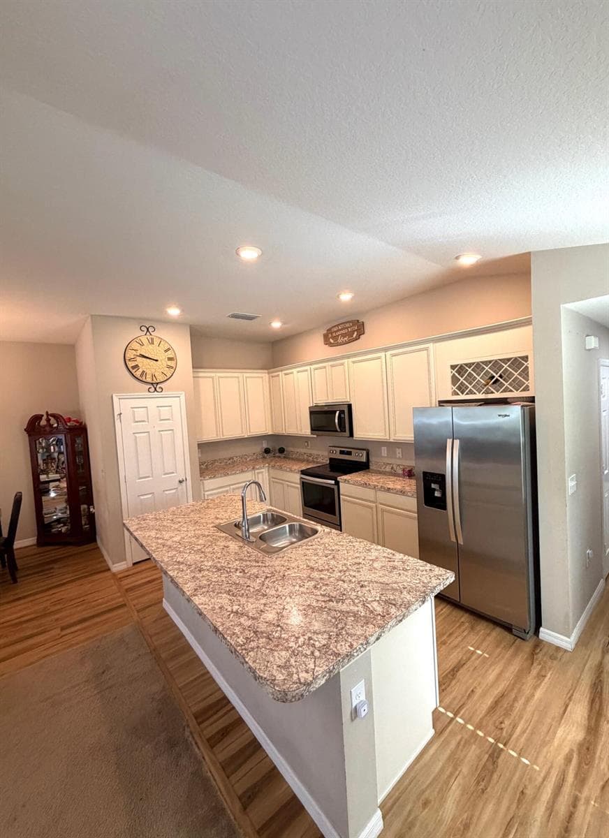 5670 NW Pine Trail Circle, Port St. Lucie, FL 34983 — zdjęcie 2