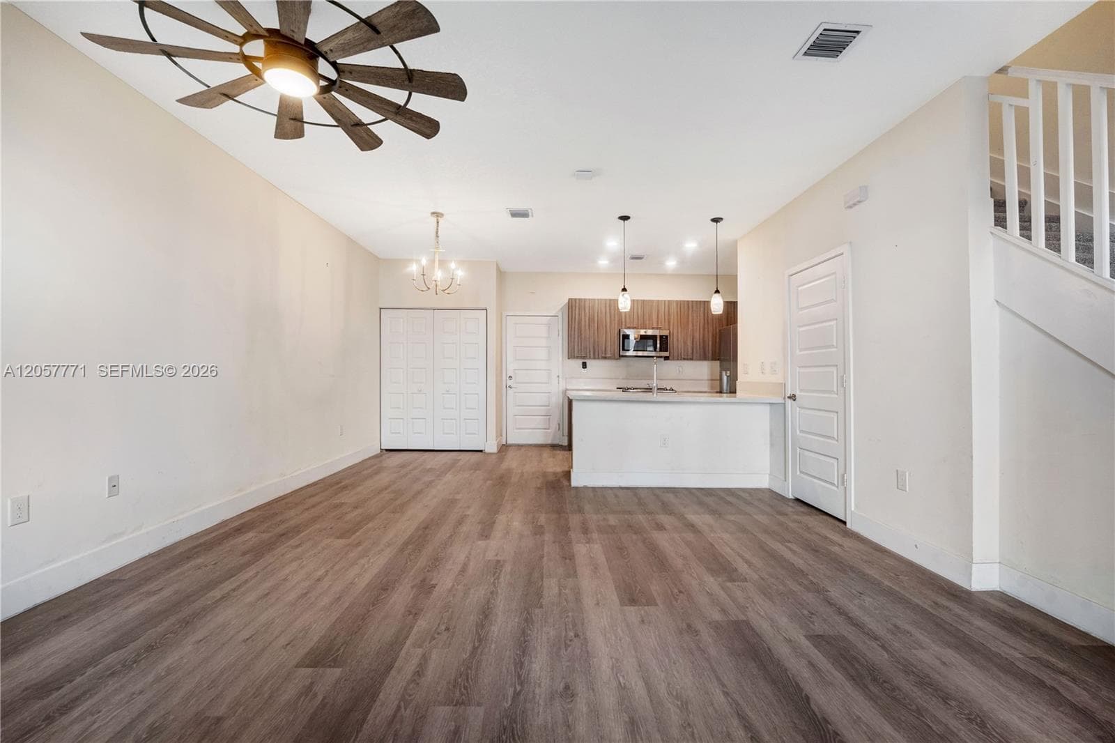 4733 NW 83rd Pkwy, Doral, FL 33166 — zdjęcie 3