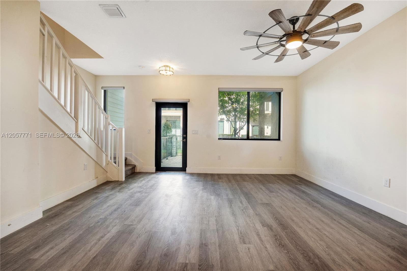 4733 NW 83rd Pkwy, Doral, FL 33166 — zdjęcie 5