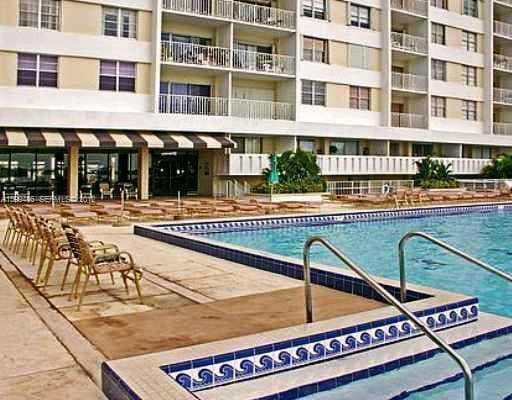 500 BAYVIEW Drive # 122, Sunny Isles Beach, FL 33160 — zdjęcie 3