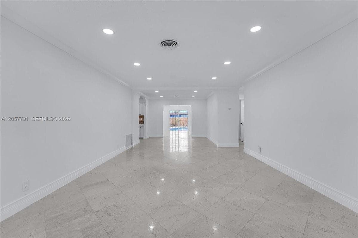 2005 N 36th Ave, Hollywood, FL 33021 — zdjęcie 3