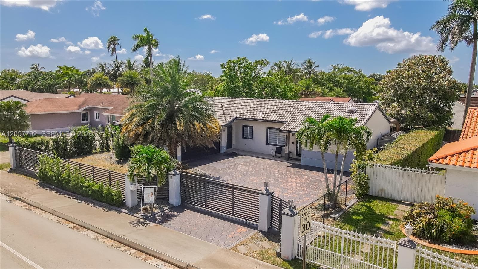 6320 NW 199th St, Hialeah, FL 33015