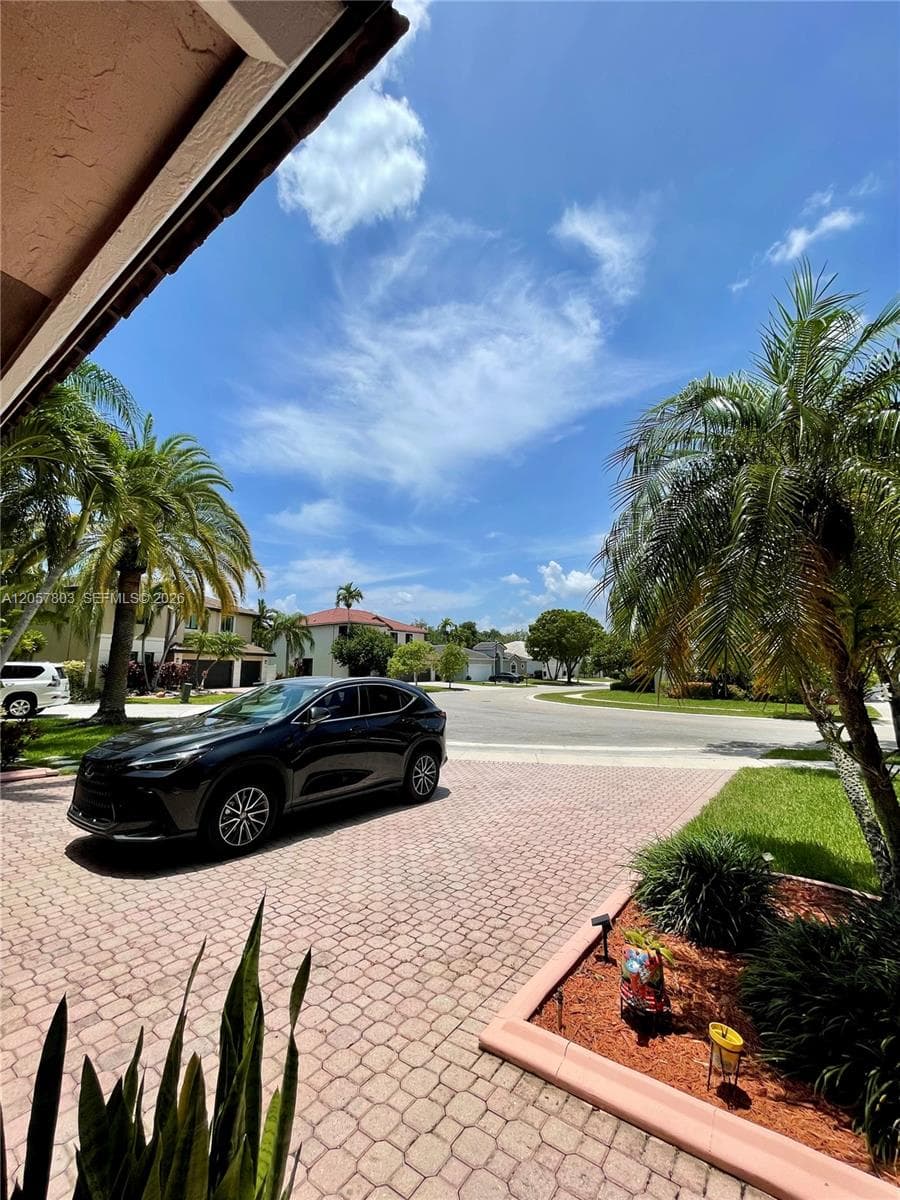 340 SW 167th Ave, Pembroke Pines, FL 33027 — zdjęcie 4