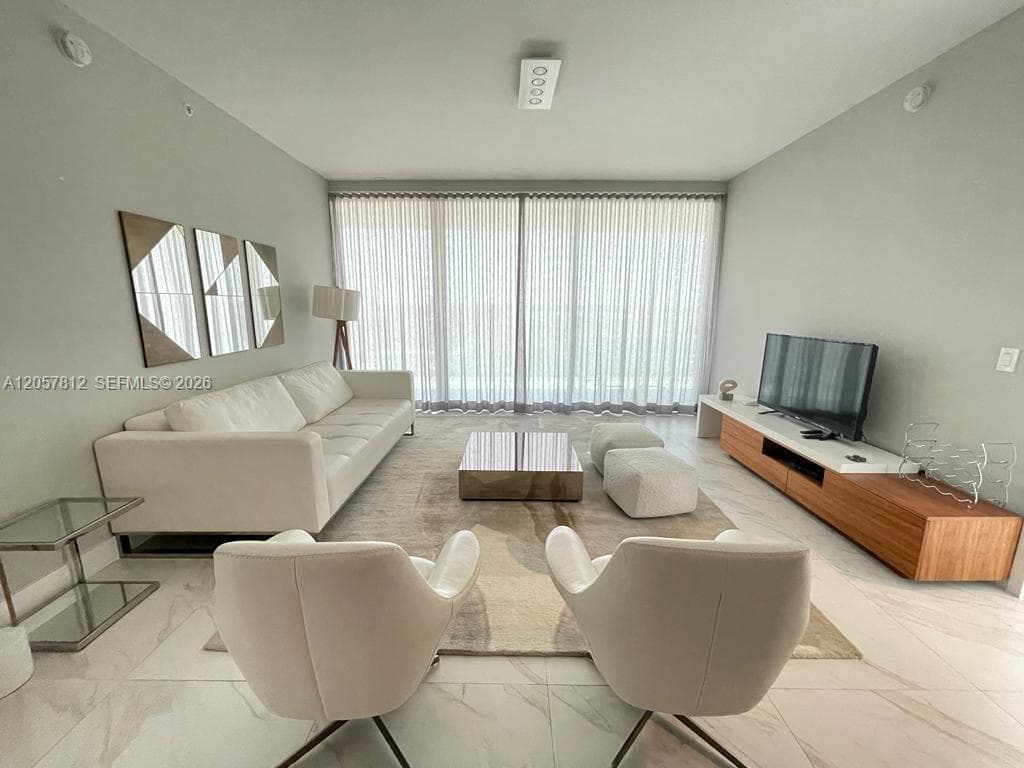 10201 Collins Ave # 1005, Bal Harbour, FL 33154 — zdjęcie 2