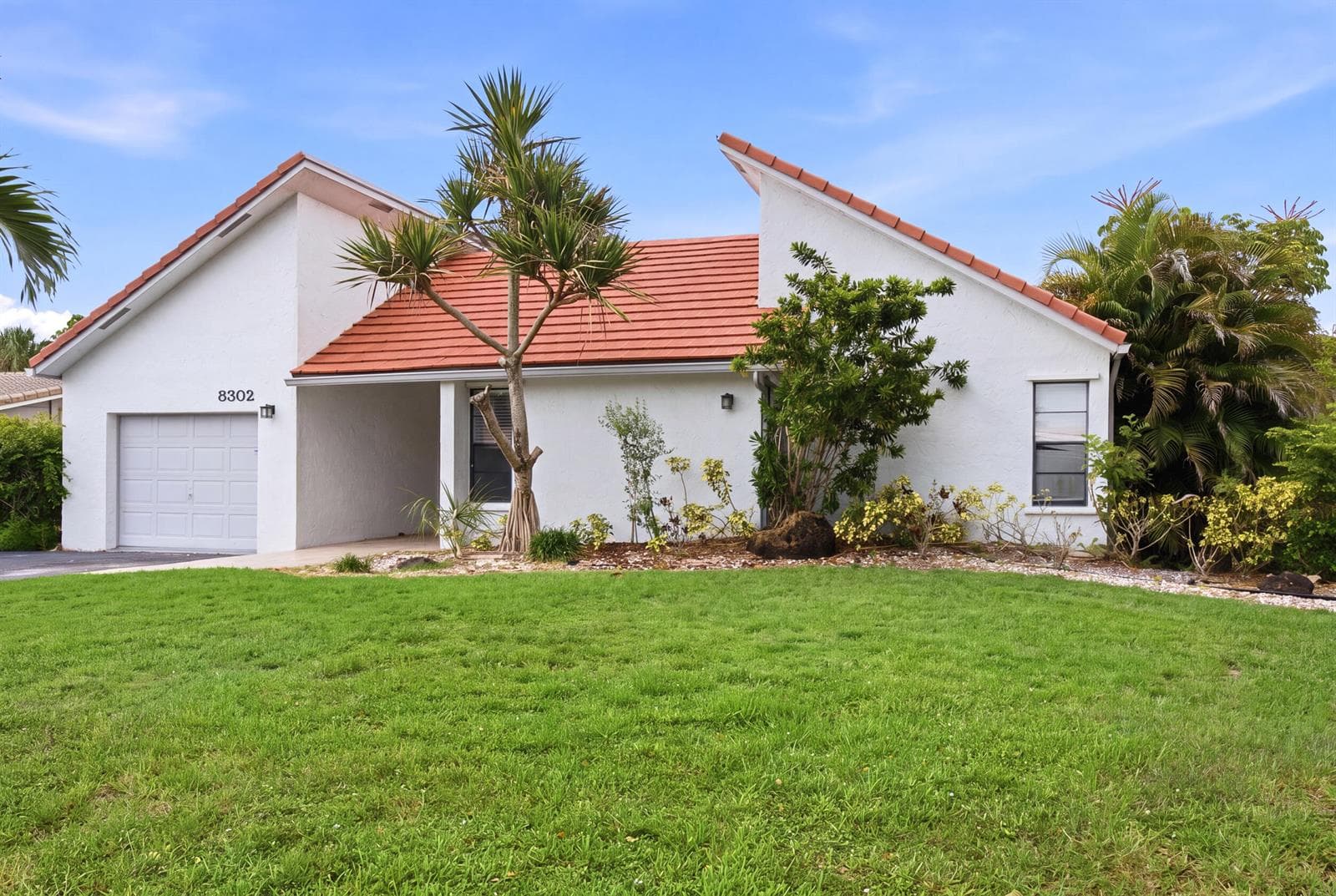 8302 NW 15TH Court, Coral Springs, FL 33071 — zdjęcie 3