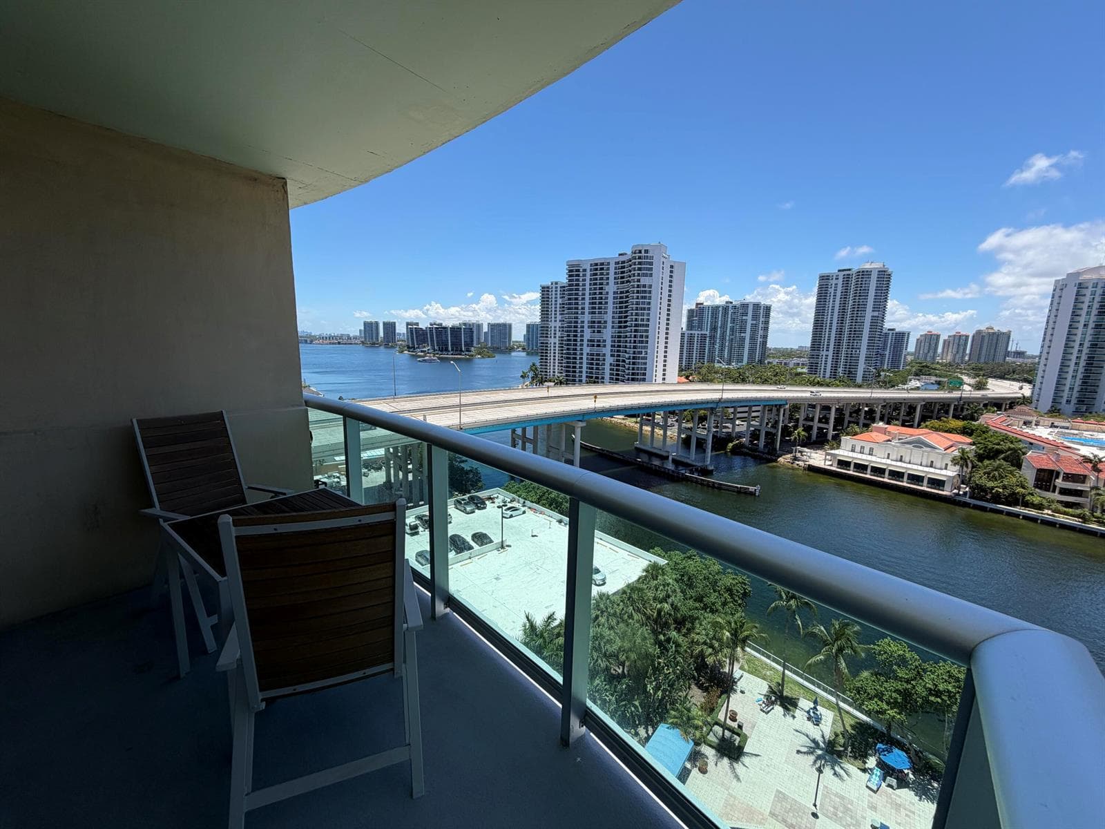 19390 COLLINS Avenue # 1405, Sunny Isles Beach, FL 33160 — zdjęcie 2