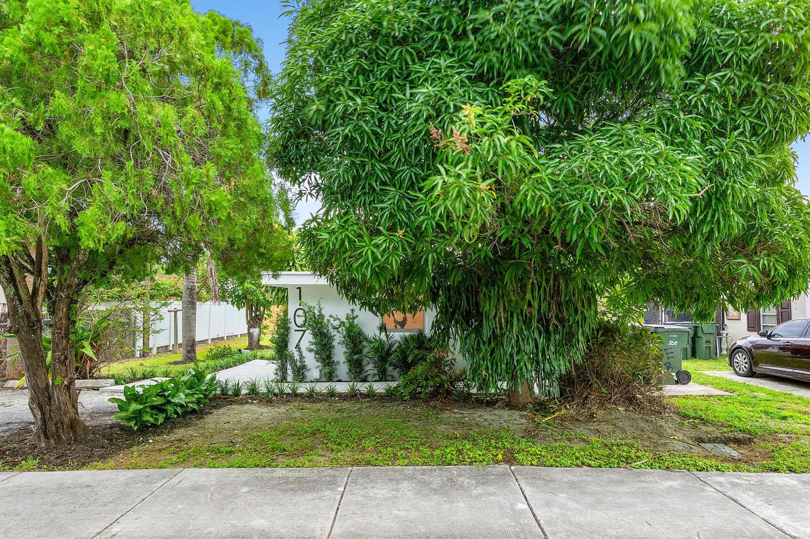 107 SW 4TH Avenue, Delray Beach, FL 33444 — zdjęcie 2