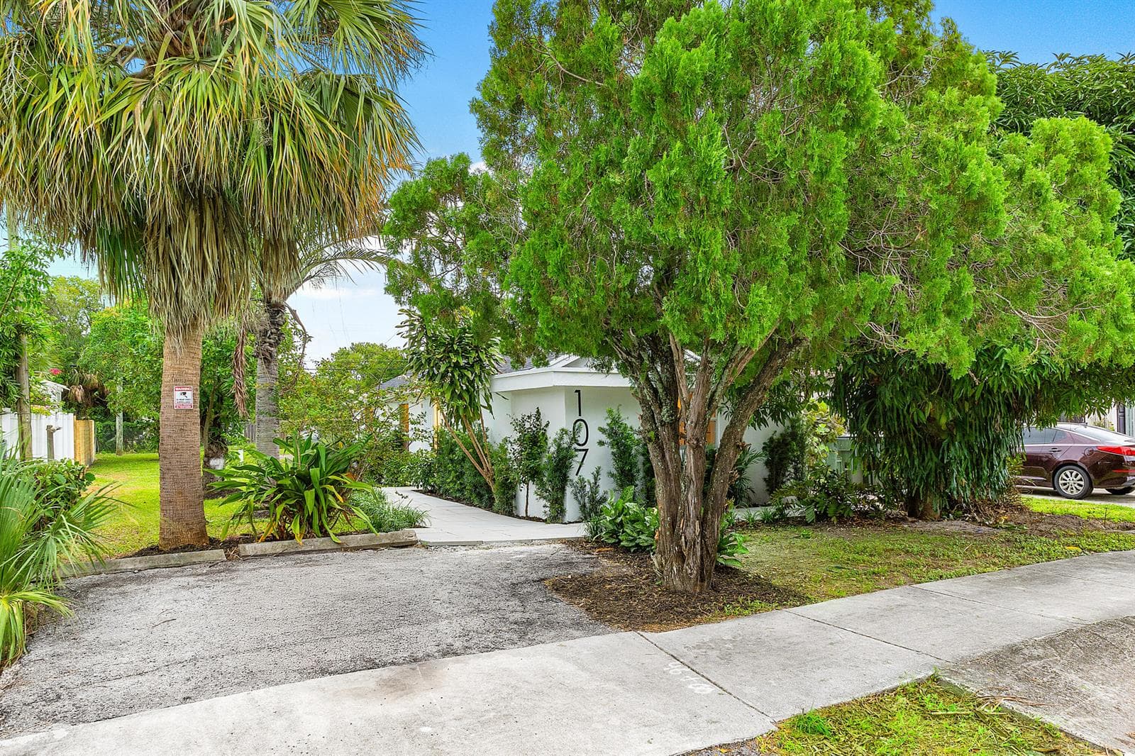 107 SW 4TH Avenue, Delray Beach, FL 33444
