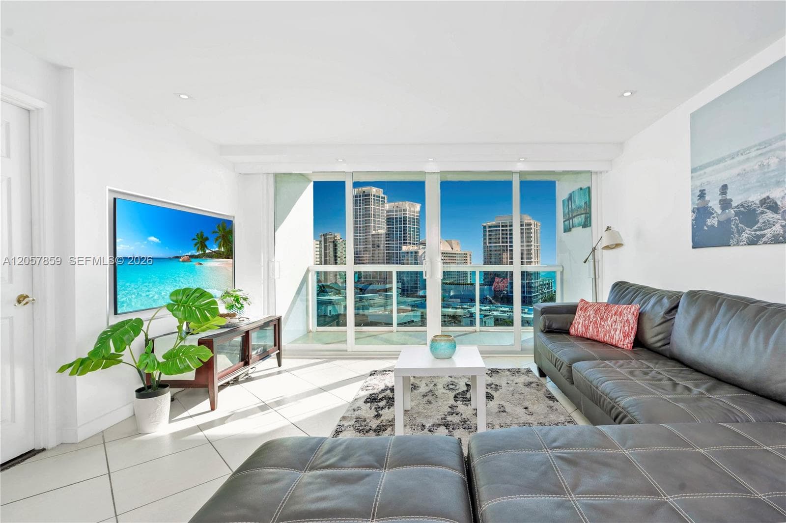 6770 Indian Creek Dr # 15T, Miami Beach, FL 33141 — zdjęcie 2